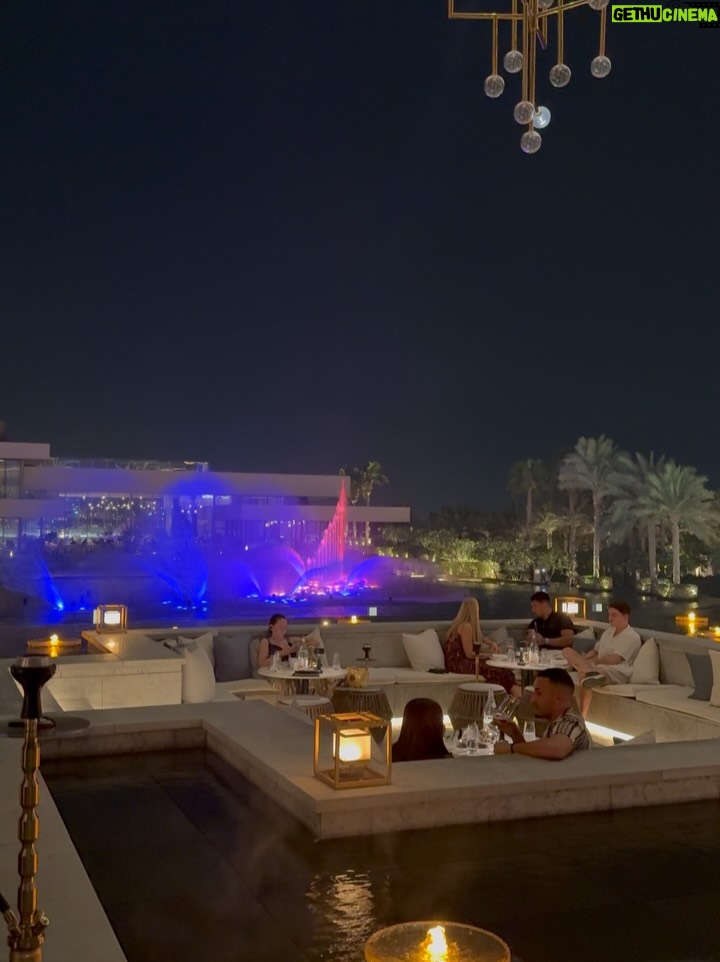 Lungelo Mpangase - 37.6K Likes - Cloud 9 is cute, but CLOUD 22 has views like this ✨🍸🌌 

P.S. I had show proof of my age😅 but we are within
#travel #dubai