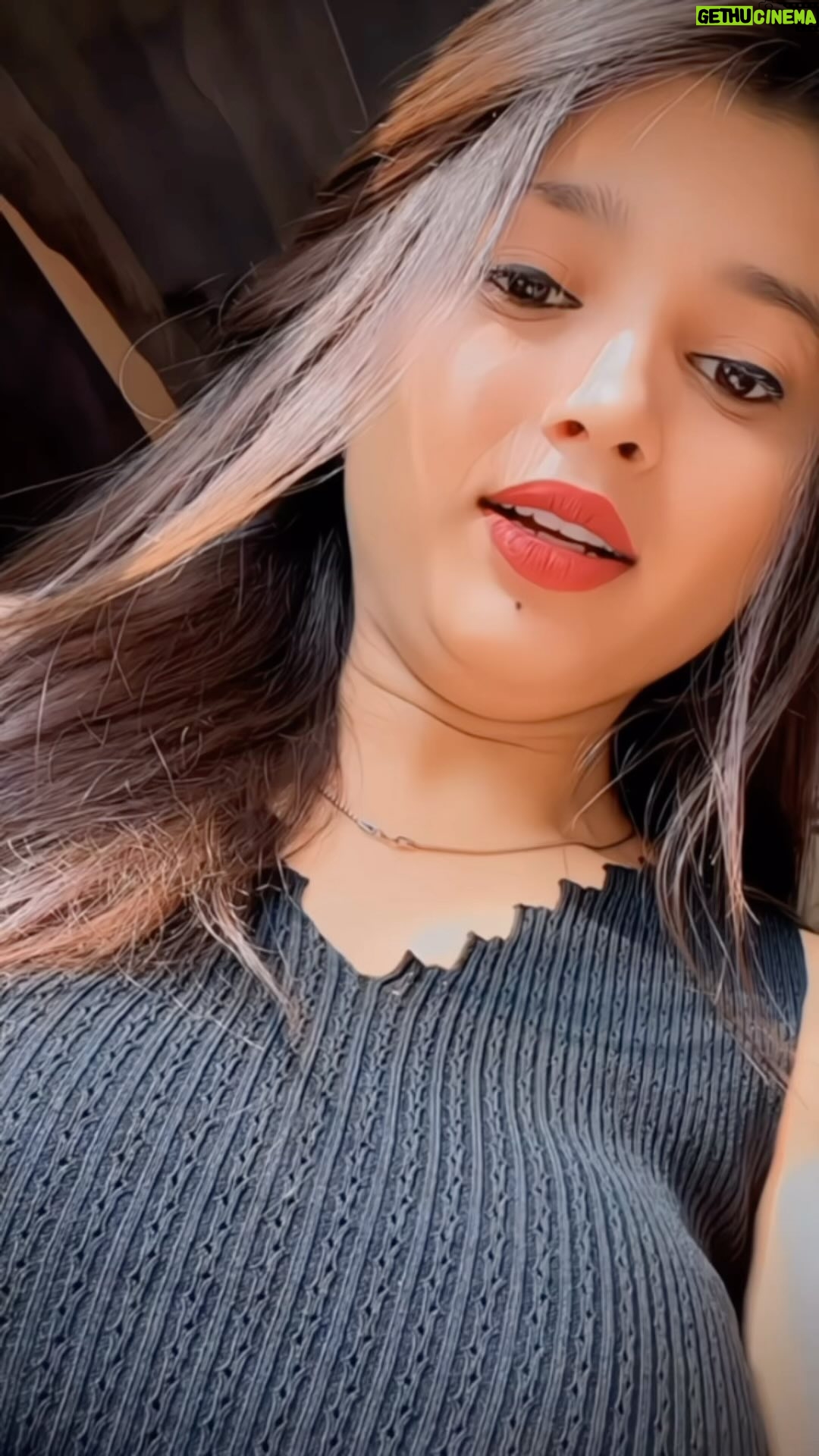 Maahi - 18.3K Likes - Me khush ho jati hu…😁😂 @x___maahi 
#x___maahi