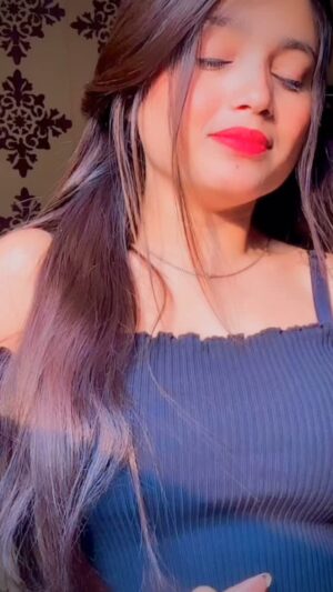 Maahi Instagram - Tere naal…❤️🥺🐣 @x___maahi 
#x___maahi
