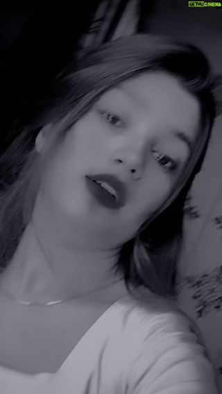 Maahi - 76.2K Likes - Tere bagair…💔🥺 @x___maahi 
#x___maahi