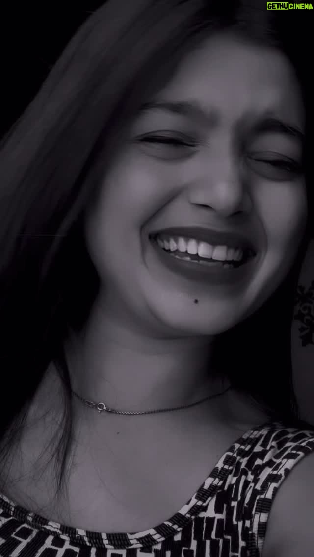 Maahi - 32.2K Likes - Sone pave mil jaan lakh ni…❤️🐣 @x___maahi 
#x___maaahi