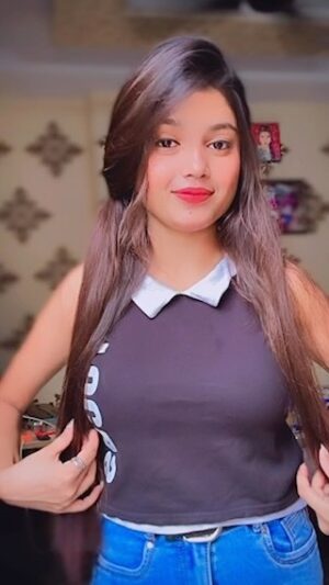 Maahi Instagram - mainu marna sokha lagda h…🤌❤️ @x___maahi 
#x___maahi