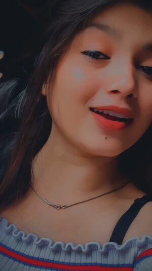 Maahi Instagram - Tu banda ban ja…🖤👀 @x___maahi 
#x___maahi