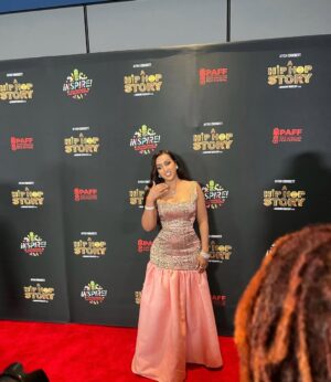 Mahder Assefa Instagram - Am so honored to be nominated by the best feature film in @paffnow 
 Thank you my little sister for the beautiful dress 👗 @_be8ty