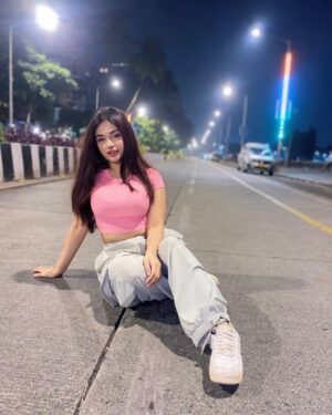 Mahek Syed Instagram - What’s your favourite candy? 🍭🍬

#mizoplays #explore #explorepage #gamer