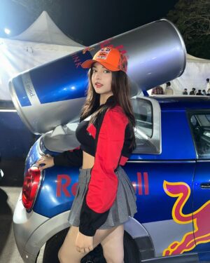 Mahek Syed Instagram - RedBull MotoJam 🏎️💨 Which slide was your favourite? 
.
.
.
#explore #redbull #f1 #mizoplays #redbullracing #explorepage✨ #trendingreels #ipl2025