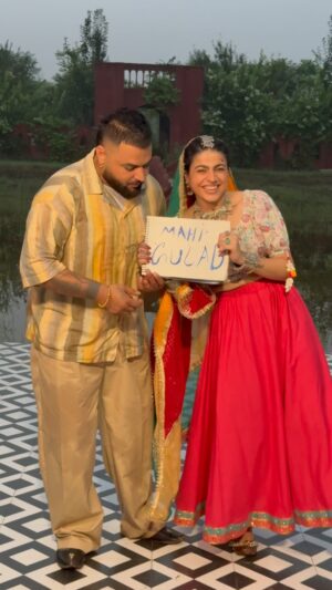 Mahi Sharma Instagram - ਉੱਤੇ ਲਿਖ ਮੇਰਾ ਨਾਮ ਬਿੱਲੋ ਰਾਣੀਏ ਨੀ ਤੂੰ ਲੋਕਟ ਸੁਨਹਿਰੀ ਗਲ ਪਾਈ ਫਿਰਦੀ ❤️
@itsmahisharma #justiceforsidhumoosewala