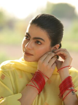 Mahi Sharma Instagram - ਪੰਜਾਬ ♥️
.
Outfit @blessing_fashion_shop
Makeup @sudhirmakeup
Photoghraphy @harjeetsingh.photography
.
#mahisharma #itsmahisharma #punjabisongs #punjabiartists #reels #instagram #trending #post #punjabisuits
