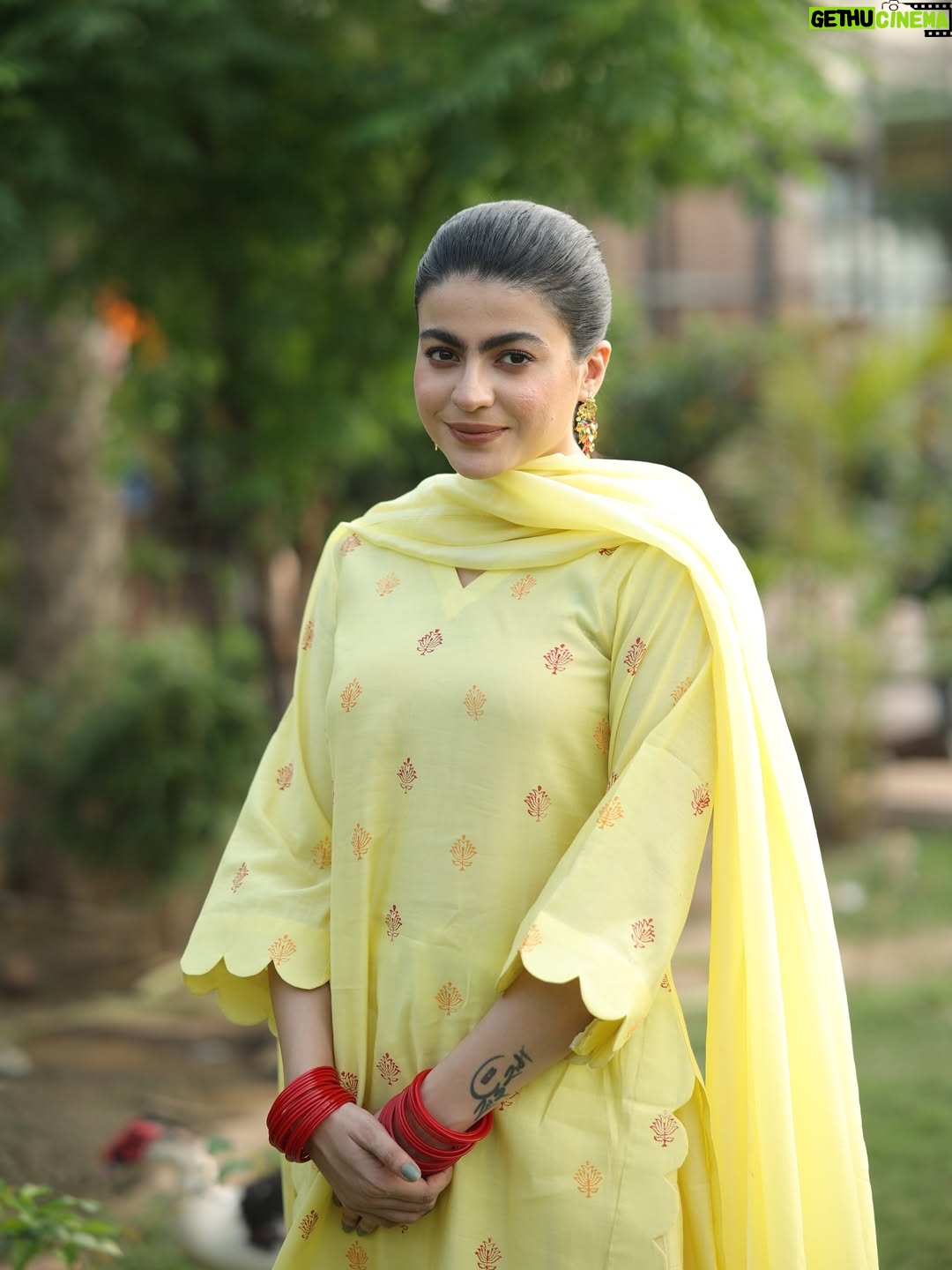 Mahi Sharma - 165.3K Likes - ਪੰਜਾਬ ♥️
.
Outfit @blessing_fashion_shop 
Makeup @sudhirmakeup 
Photoghraphy @harjeetsingh.photography 
.
#mahisharma  #itsmahisharma #punjabisongs #punjabiartists #reels #instagram #trending #post #punjabisuits