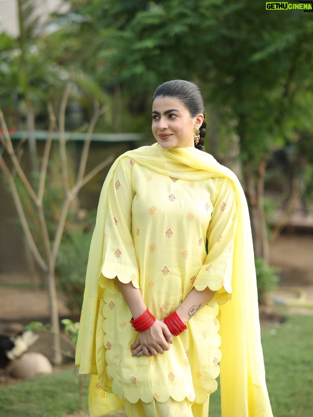 Mahi Sharma - 165.3K Likes - ਪੰਜਾਬ ♥️
.
Outfit @blessing_fashion_shop 
Makeup @sudhirmakeup 
Photoghraphy @harjeetsingh.photography 
.
#mahisharma  #itsmahisharma #punjabisongs #punjabiartists #reels #instagram #trending #post #punjabisuits