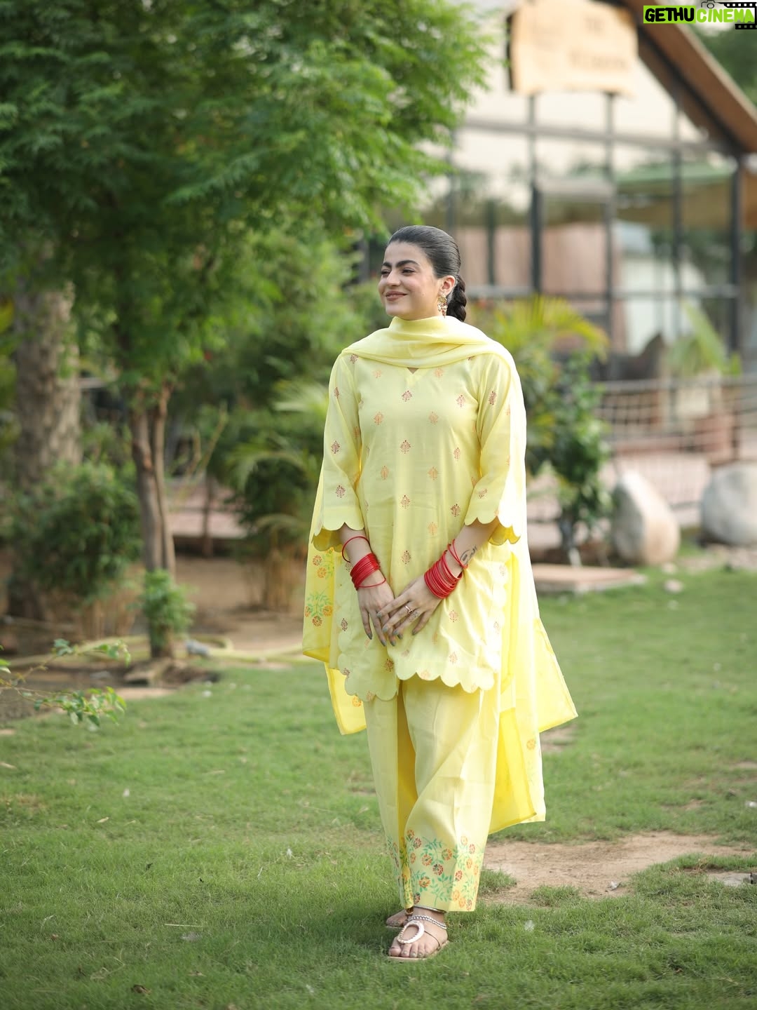 Mahi Sharma - 165.3K Likes - ਪੰਜਾਬ ♥️
.
Outfit @blessing_fashion_shop 
Makeup @sudhirmakeup 
Photoghraphy @harjeetsingh.photography 
.
#mahisharma  #itsmahisharma #punjabisongs #punjabiartists #reels #instagram #trending #post #punjabisuits