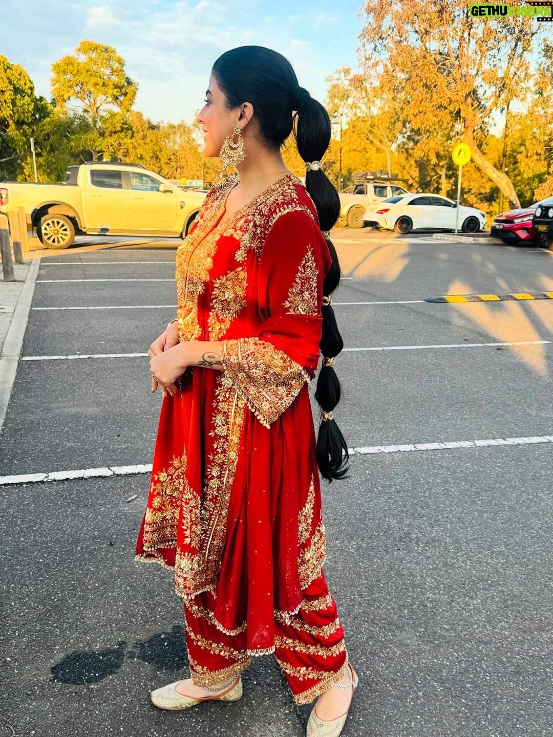 Mahi Sharma - 126.9K Likes - 🧿💯
.
Outfit @reshmitandan 
Earings @designskaur 
.
.
.
#mahisharma #itsmahisharma #punjabisongs #punjabisuits #newsong #australia #tour2025