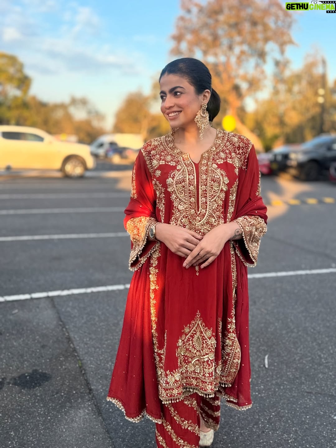 Mahi Sharma - 126.9K Likes - 🧿💯
.
Outfit @reshmitandan 
Earings @designskaur 
.
.
.
#mahisharma #itsmahisharma #punjabisongs #punjabisuits #newsong #australia #tour2025