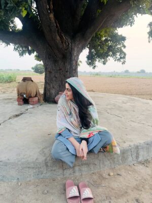 Mahi Sharma Instagram - 🦋
.
.
.
.
#mahisharma #itsmahisharma #punjabisongs #punjabiartists #punjabisuit #new #trending