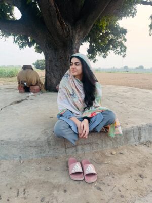 Mahi Sharma Instagram - 🦋
.
.
.
.
#mahisharma #itsmahisharma #punjabisongs #punjabiartists #punjabisuit #new #trending