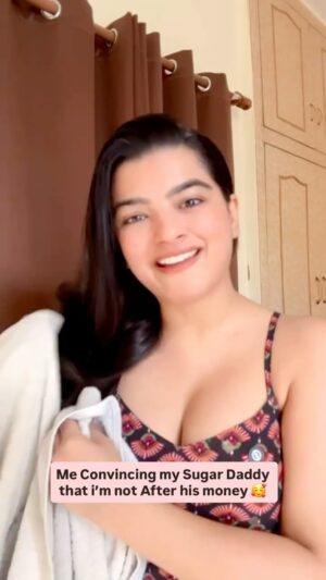 Mahima Seth Instagram - Daddy i love you not your money 🤑 
.
.
.
.
.
.
.
.
.
.
Sugar Daddy , Funny , Comedy , money , finances , Desi , Delhi , Mumbai , Rich 
.
.
.
.
.
.
.
.
.
.
.
.
.
#comedyreels #desifun #couplegoals #funnyvideos #bestfriends #bestfriendsforever #indianwedding #reelkarofeelkaro #bollywoodsongs #saiyaara