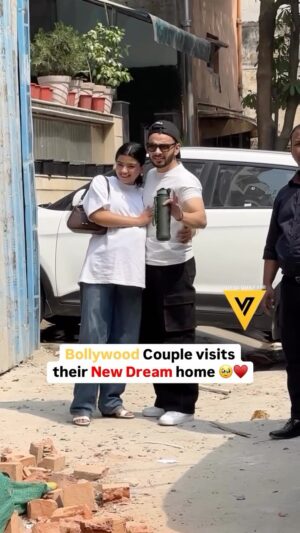 Mahima Seth Instagram - Priya Kapoor & Atish Kapoor Spotted at their New Bandra Dream Home 🥹♥️
.
 #bollywood #newhouse #viralbhayani 
.
.
Priya Kapoor: @mahimaaseth 
Atish Kapoor: @kashishanand.9 
.
Car from: @mrcarnaraina
.
.
.
#bollywood #mumbai #delhi #viralbhayani #hindimovies
Bollywood hindimovie couple new house