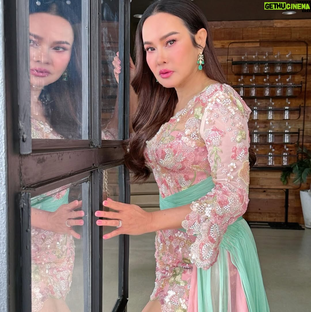 Mai Charoenpura - 3 Likes - วันที่9--เดือน9 จง9ต่อไปอย่างงดงาม You n i get through all n c the light if v just😁 #me #music #mai #maicharoenpura ⭐️⭐️⭐️⭐️⭐️⭐️💡💡💡💎💎💎👫💋🦋🌈🎼