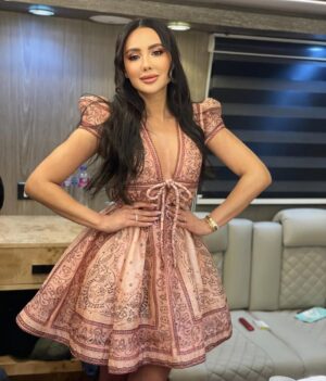 Mai El-Kady Instagram - 💓صيد العقارب
@makeupbymarinageorgy
@omohab