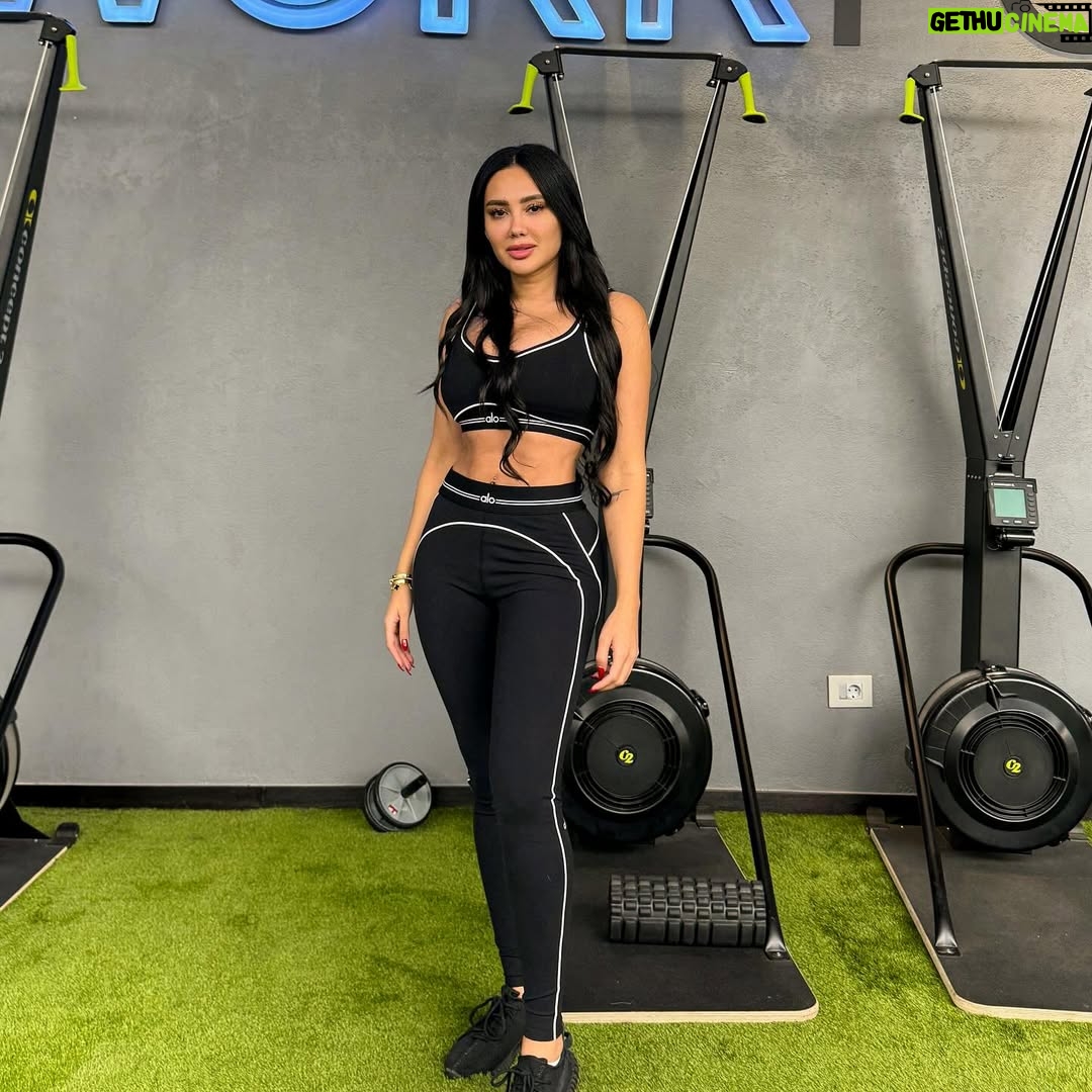 Mai El-Kady - 31K Likes - Stronger every day ..🖤