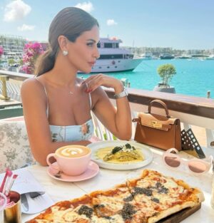 Mai Selim Instagram - ☀️☘️