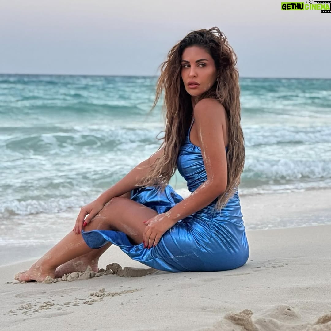Mai Selim - 3 Likes - 🌊🛥️
Styled by @stylebysamar