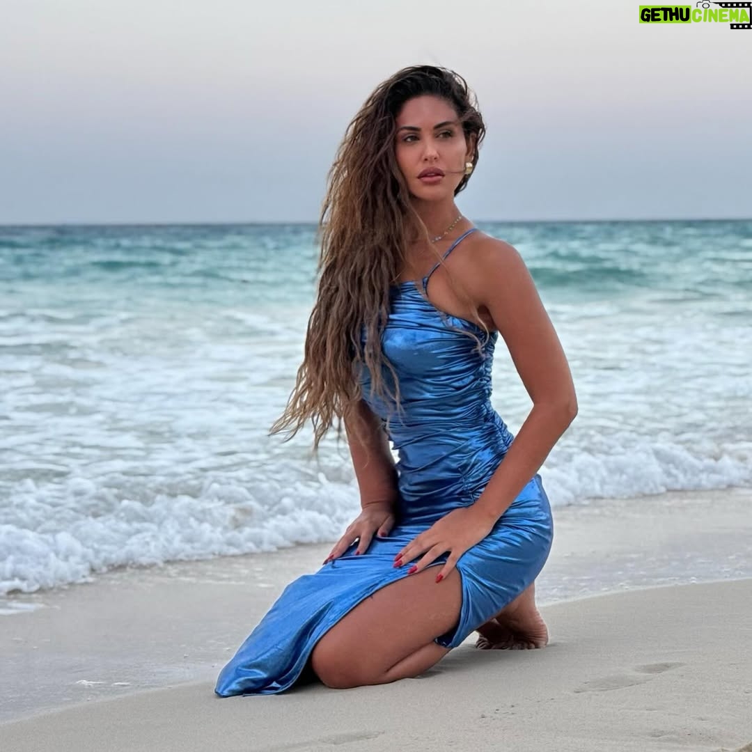 Mai Selim - 3 Likes - 🌊🛥️
Styled by @stylebysamar