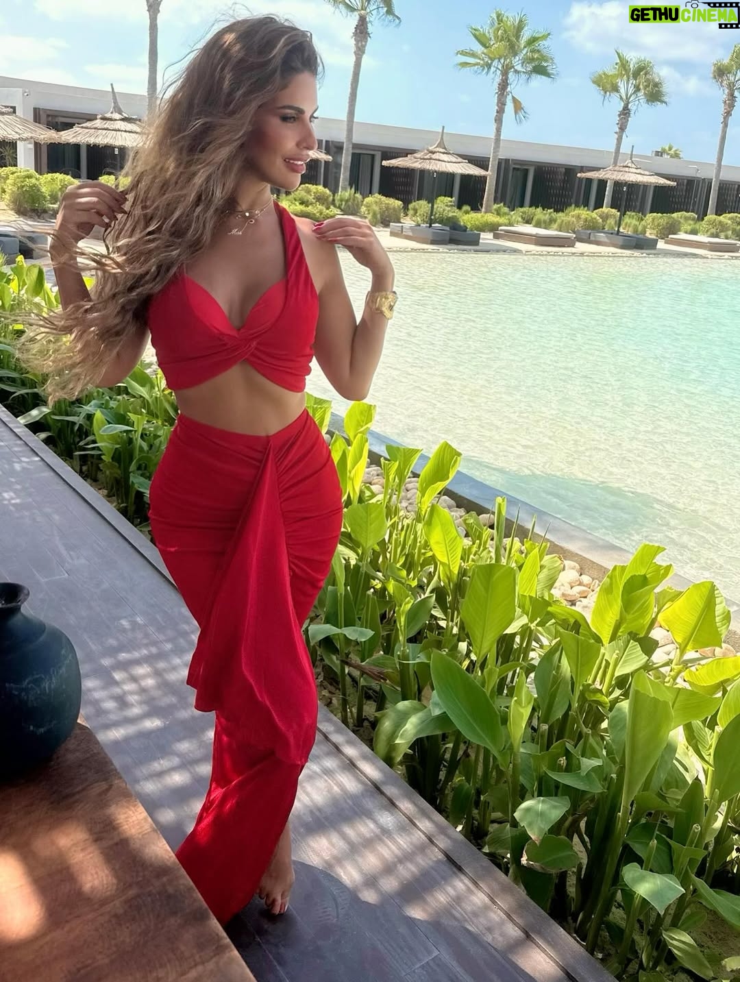 Mai Selim - 3 Likes - ❤️💄