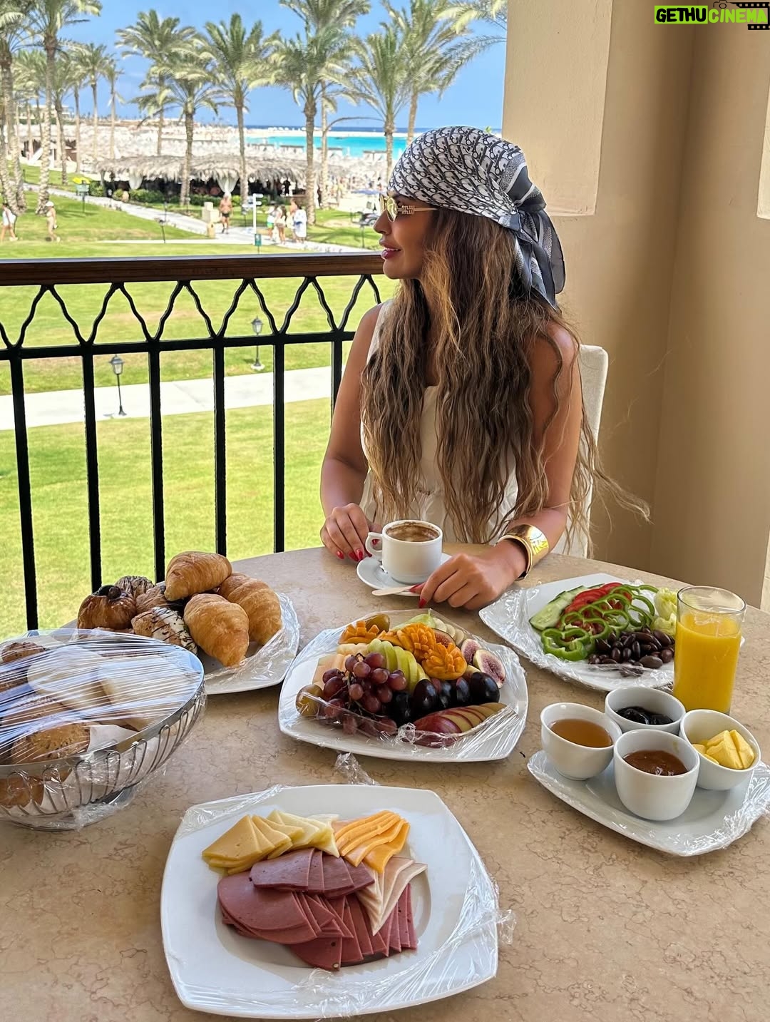 Mai Selim - 3 Likes - Good morning ☕️🥐