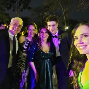 Maju Mantilla Instagram - Se casó mi bella sobrina 🥂
Diana & Niko 🩷
Dios los colme de bendiciones 🙏.
#felicidades #family