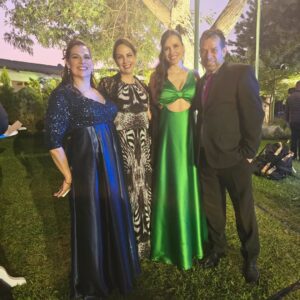 Maju Mantilla Instagram - Se casó mi bella sobrina 🥂
Diana & Niko 🩷
Dios los colme de bendiciones 🙏.
#felicidades #family