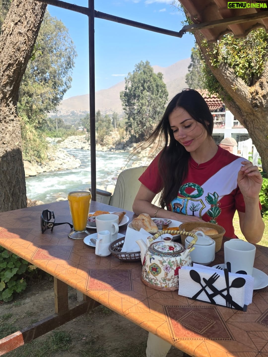 Maju Mantilla - 9.2K Likes - Fiestas Patrias 🇵🇪
Cada lugar de mi Perú es un tesoro,
cada rincón que visito tiene
algo especial y me deja una 
sensación bonita en el corazón ❤️.
Celebremos nuestra historia, costumbres, nuestra diversidad, todo lo que nos une y reconozcamos todo lo que aún nos 
falta construir 💪. Un fuerte abrazo.

#28dejulio #fiestaspatrias
#teamoperú