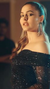 Malika Kaliraman Top 100 Instagram Photos and Posts