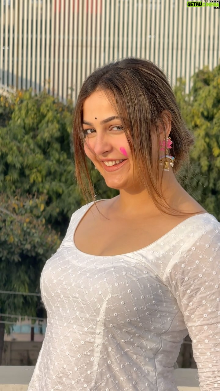 Malika Kaliraman - 109.8K Likes - Lagadu gulaal 🥰💕🫵