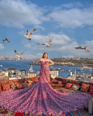 Malika Kaliraman Instagram - Our fairytale 🧚♂️…..
📸 @simurg.photography