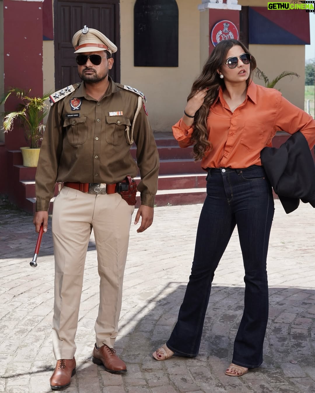 Malika Kaliraman - 129.1K Likes - Warning ⚠️ out now @masoomsharmaofficial