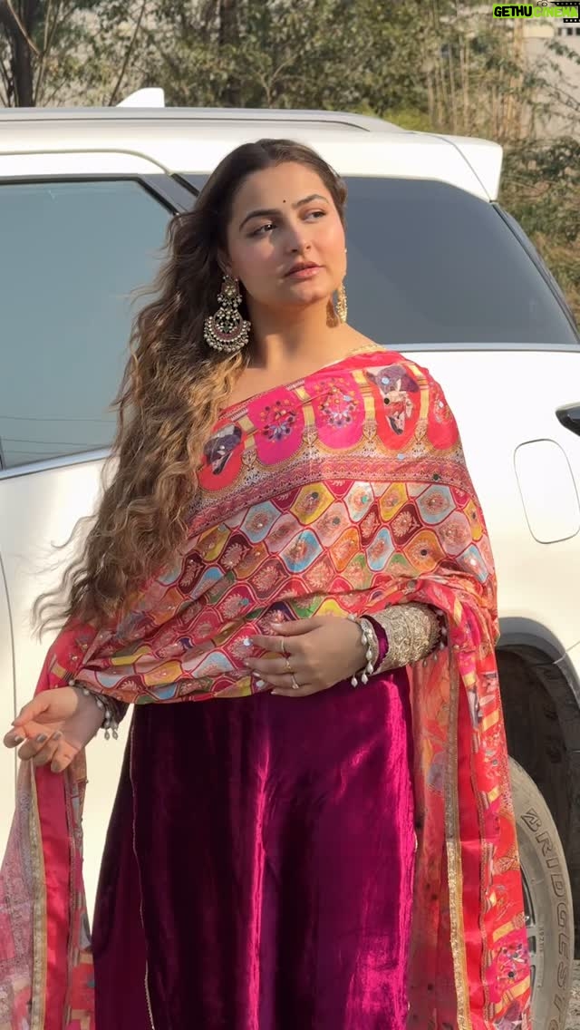Malika Kaliraman - 116.2K Likes - Apsara 🧚🏻🍇…. @poshak_fashions