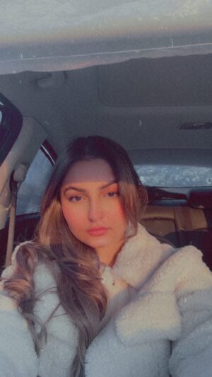 Malika Kaliraman Instagram - 🤟♠️