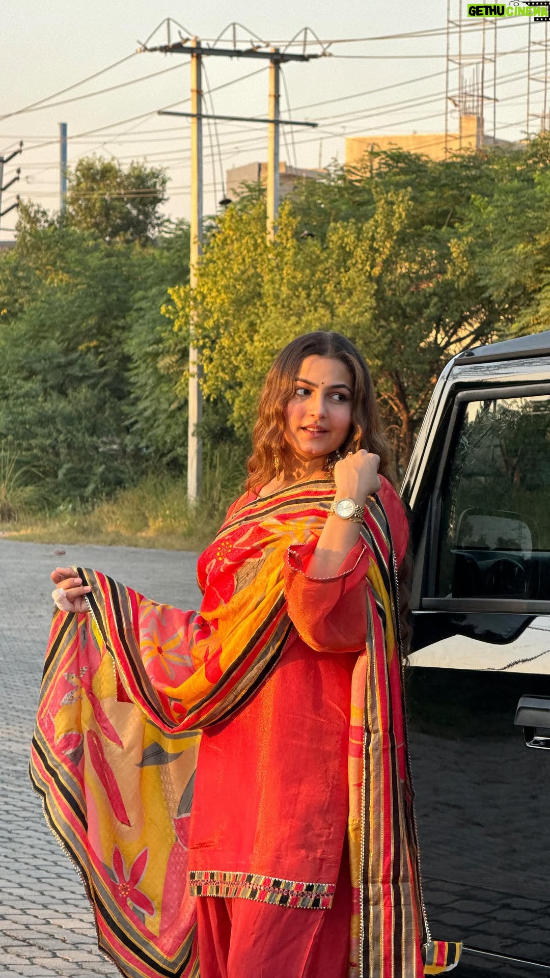 Malika Kaliraman - 163.2K Likes - This Suit ♥️ @sadabahhar ✨