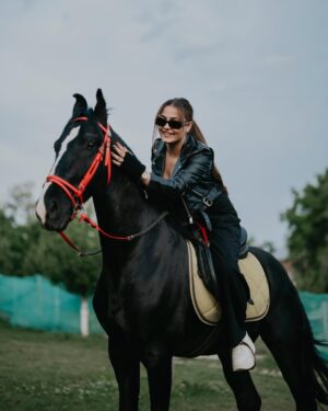Malika Kaliraman Instagram - Animal purest souls 🏇😍