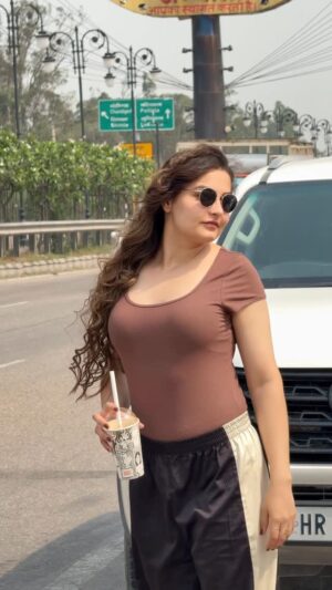 Malika Kaliraman Instagram - Sunn chaudhary ❤️🔥