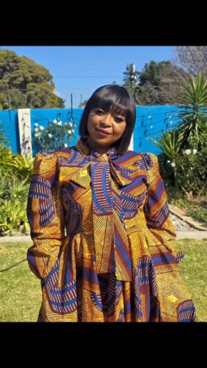 Manaka Ranaka Instagram - Umtanami ulele 😢🕊🕯😢
I wish I could say it's getting easier but I can't, not yet. My mornings are the toughest. Most times it's hard to get up and face the world!
But for Lele, Seni and Mpho I kick those blankets!!! I make sure I get up for them and myself.
Rest Eazy MyBigGirl