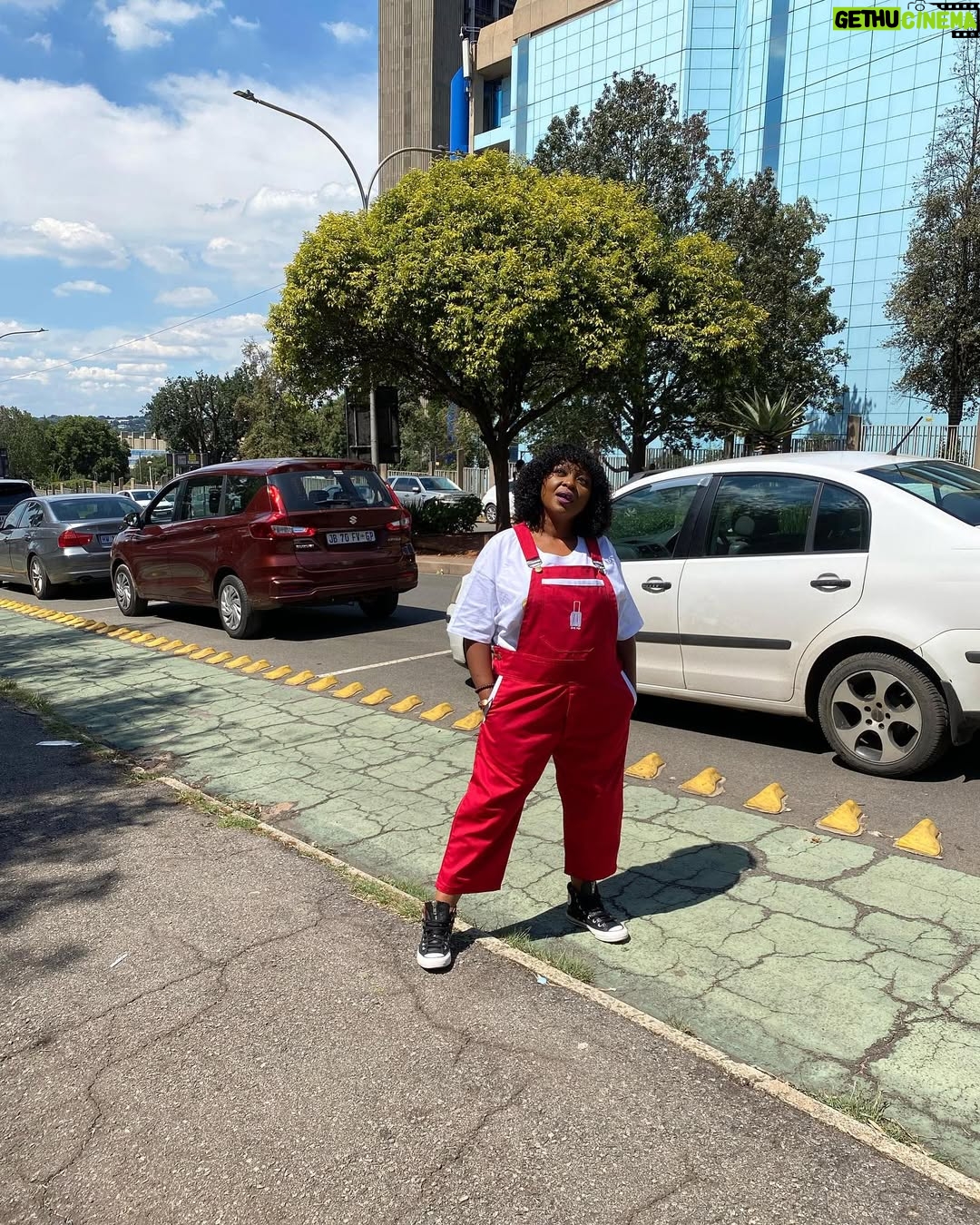 Manaka Ranaka - 12.4K Likes - Seen Pha kwa @manakaranaka, the Ultimate Pantsula! 

As a multi-talented and multi-award winning National Treasure who loves to Wear The Art, Manaka knows that @seen_pha is the definitive brand for the Ntswembu Pantsulas! 

ALLOW US TO PLUG YOU to @seen_pha📍

The WhatsApp number is: 069 951 8398. 

Please send a WhatsApp with the words “Manaka Sent Me” to the number above. This will earn you a very special discount offer.

For the discount to apply, make sure you follow @seen_pha apha on Instagram. 

#SeenPha #WearTheArt #DontDelelaTheSeenPhaDelela #ManakaRanaka #SouthAfricanFashion