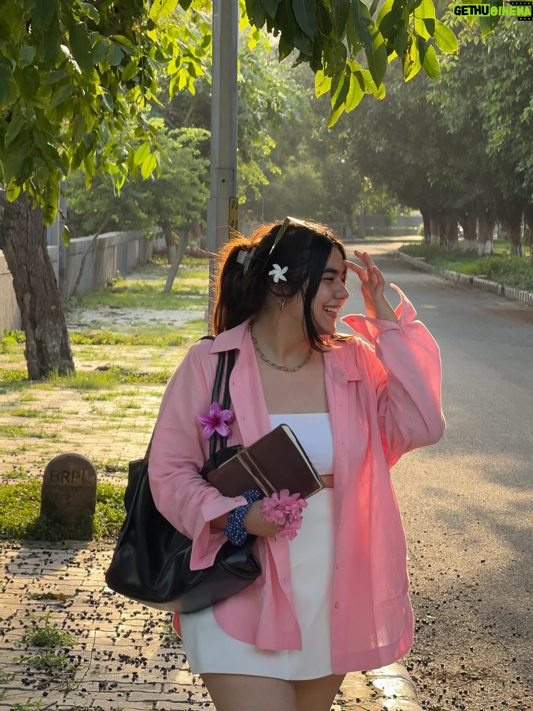 Manasvi shokeen - 68.6K Likes - 💞

Great Freedom Festival Sale is Live✨ 

If you wanna buy this outfit😍😍

So check my AMAZON highlights or bio for link
Or
Comment link to get products link in your DM ✉️ ✨ 

#amazongreatfreedomfestival #amazonsale #freedomfestival #Ad #Collab
#AmazonFashion #GetstyledwithAmazon #AmazonFinds #AmazonStyle #Ad #collab #Amazondripcheck #AmazonNextGen
@amazonfashionin
