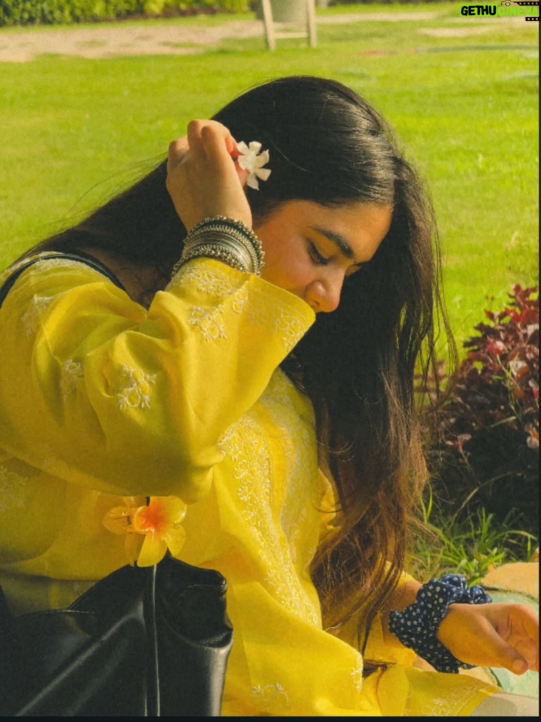 Manasvi shokeen - 25.5K Likes - 💛💛

If you wanna buy this short 💛kurta😍😍

So check my AMAZON highlights or bio for link
Or
Comment link to get products link in your DM ✉️ ✨ 

#Getstyledwithamzon#KhaasAapkeLiye
#Amazondripcheck #AmazonFashion #GetstyledwithAmazon #AmazonNextGen #AmazonUlitimatebrandsale #ultimatebrandsale #AmazonFashion #GetstyledwithAmazon #AmazonFinds #AmazonStyle #Ad#collab