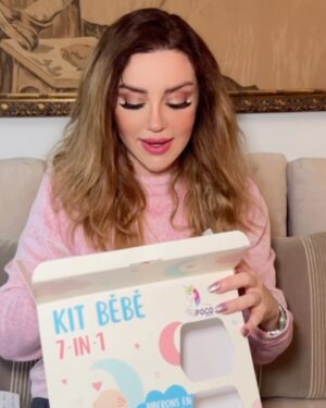 Manel Amara Instagram - تصفّح لمزيد من المعلومات :
A l’occasion de la fête des mères ♥️
Kit Bébé 7 en 1 🌸🦋 @pocobabytn
Commandez sur :
https://pocobaby.tn/ الثمن 99د والتوصيل مجاني
العرض صالح ل 31 ماي والكميات محدودة🎁
♥️ أحسن ما تستعمل لصغيرك، فكرة هدية 🎁 للمولود الجديد ، الحاجة اللازمة فالtrousseau de bébé 🌸🎁