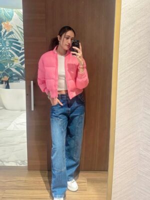 Manika Batra Instagram - Aura glowing , energy flowing āĖā”