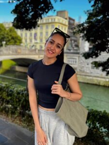 Actress Manika Batra HD Photos and Wallpapers September 2025