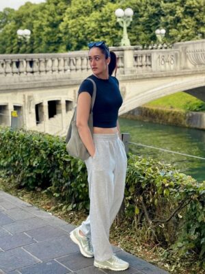 Manika Batra Instagram - šš»āāļø