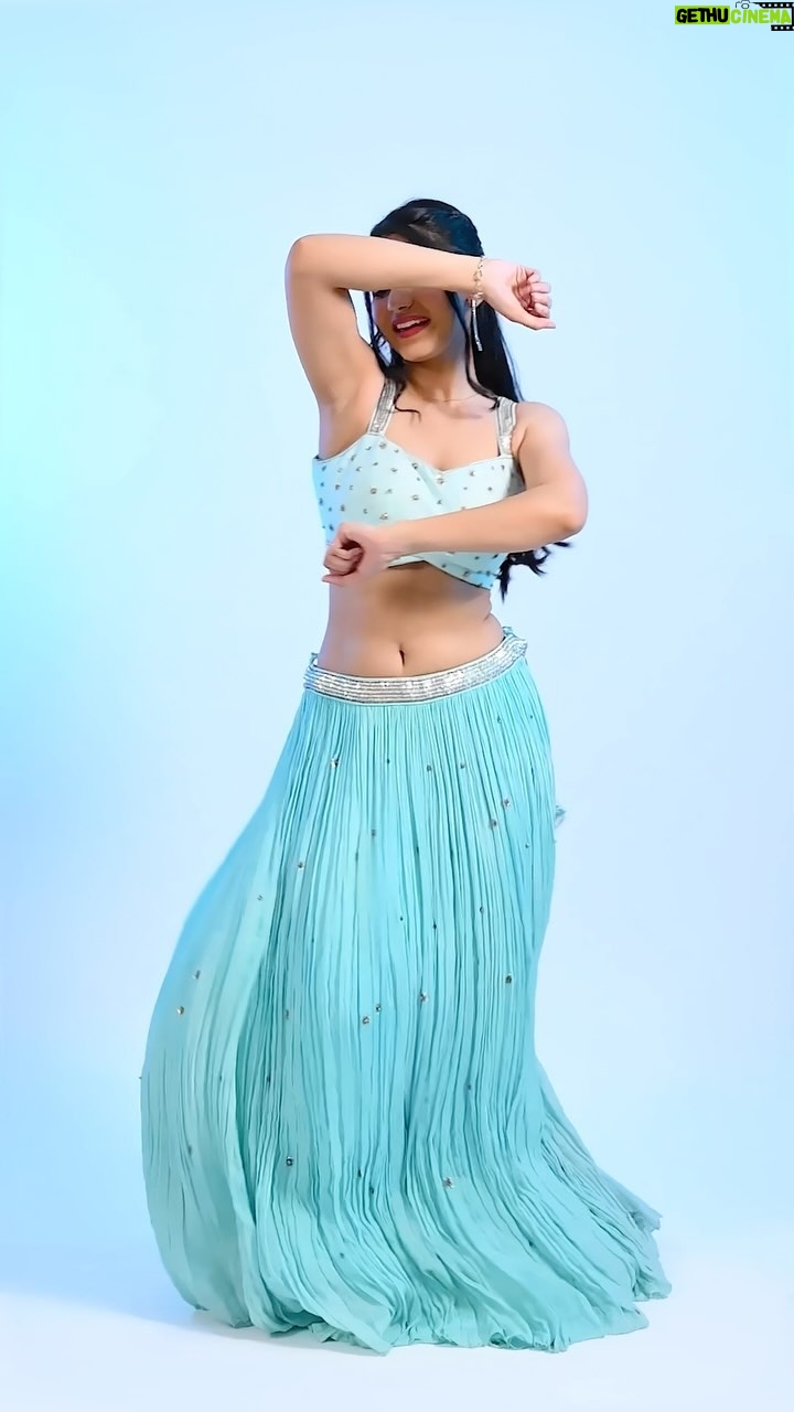 Manisha Sati - 52.4K Likes - This song lives in my heart rent free🫣🫣

#dance #bollywoodsongs #reels #trending #manishasati